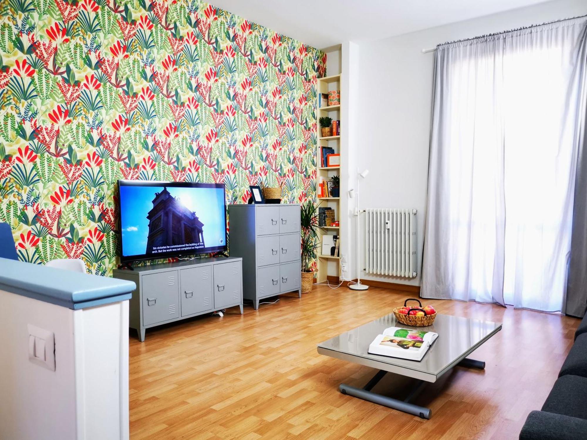 Spacious Apartment 50 Meters From The Metro Μιλάνο Εξωτερικό φωτογραφία