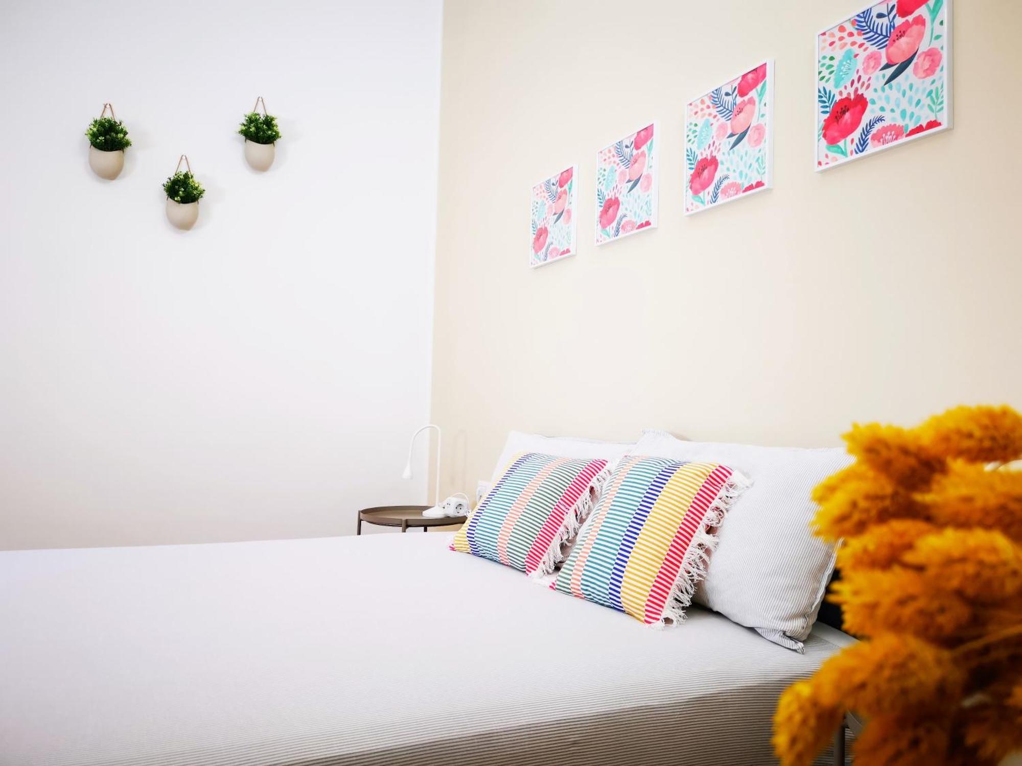 Spacious Apartment 50 Meters From The Metro Μιλάνο Εξωτερικό φωτογραφία