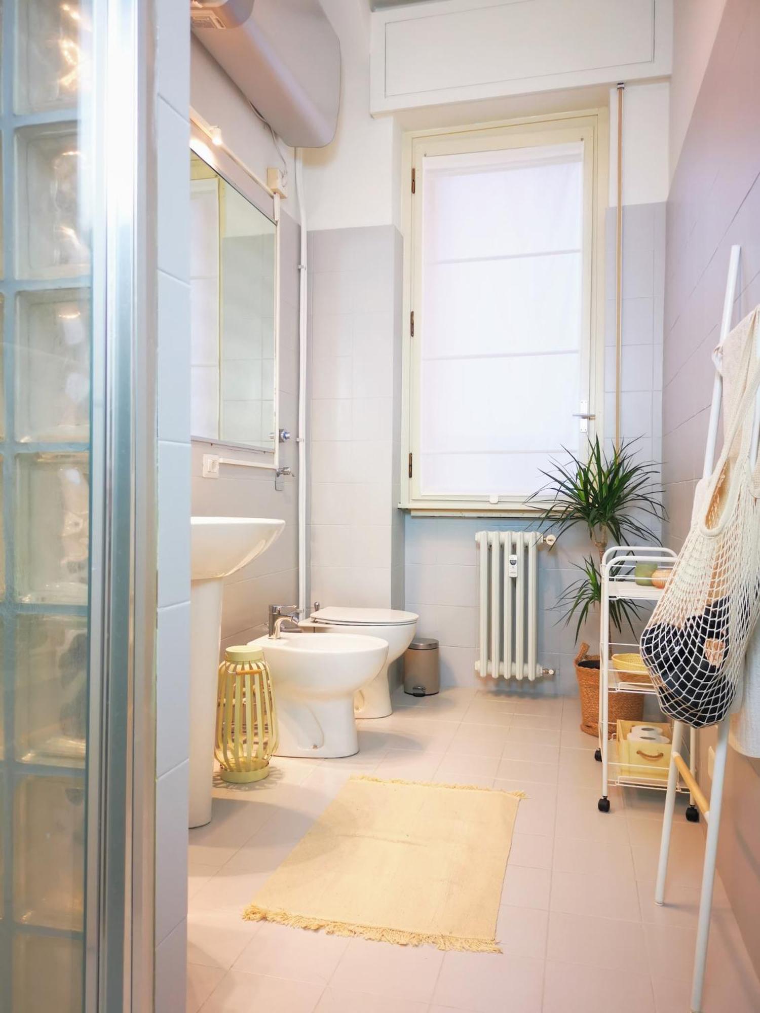 Spacious Apartment 50 Meters From The Metro Μιλάνο Εξωτερικό φωτογραφία